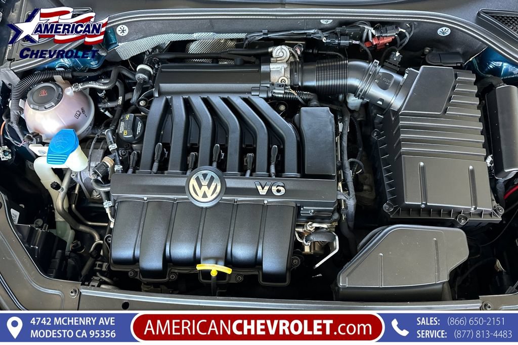 Used 2018 Volkswagen Passat 3.6 SEL Premium FWD image 25