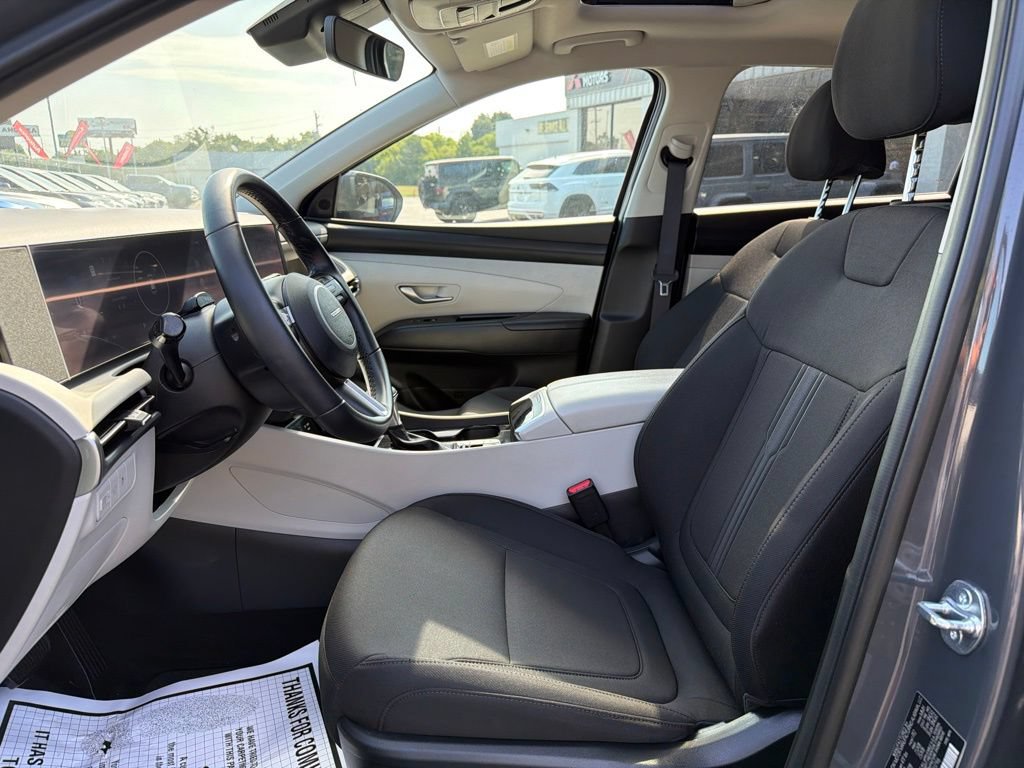 Used 2025 Hyundai Tucson SEL FWD image 19