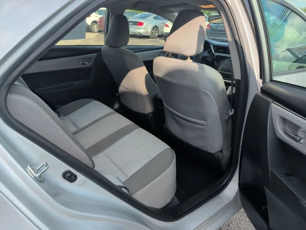Used 2017 Toyota Corolla L FWD image 21
