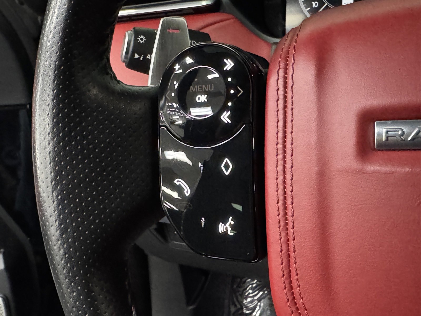 Used 2020 Land Rover Range Rover Velar SV Autobiography Dynamic image 28