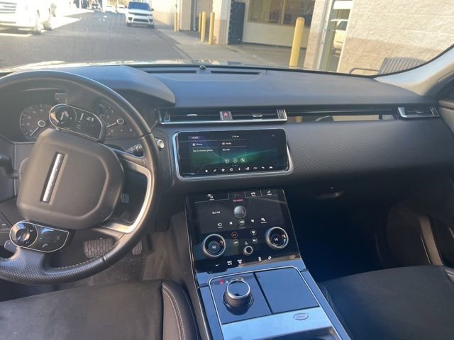 Used 2019 Land Rover Range Rover Velar P250 Base image 12