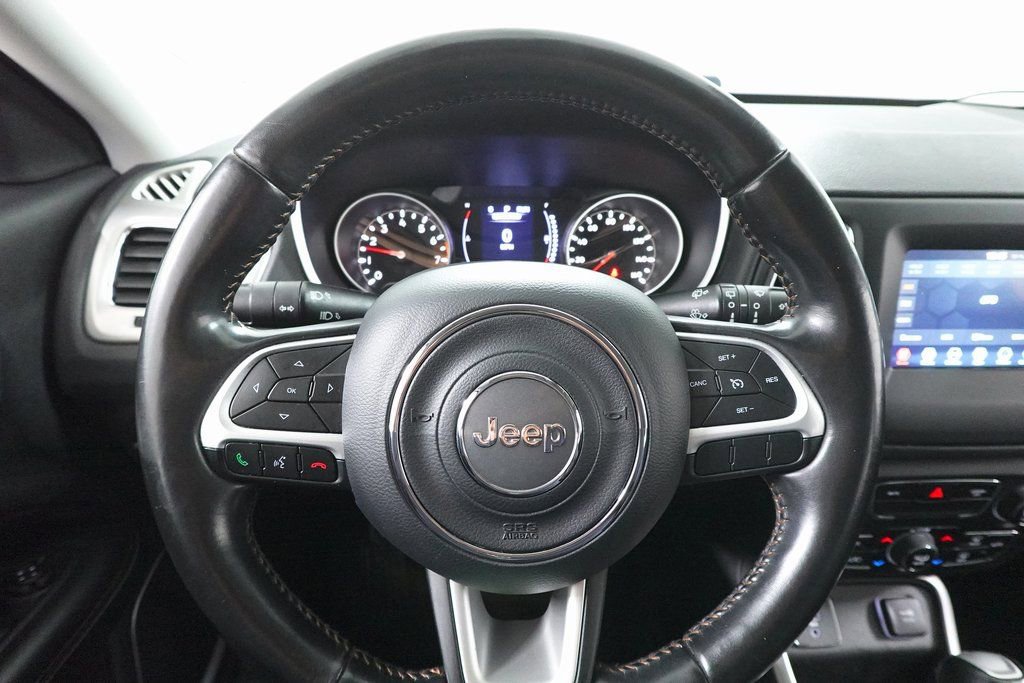 Used 2019 Jeep Compass Latitude image 13