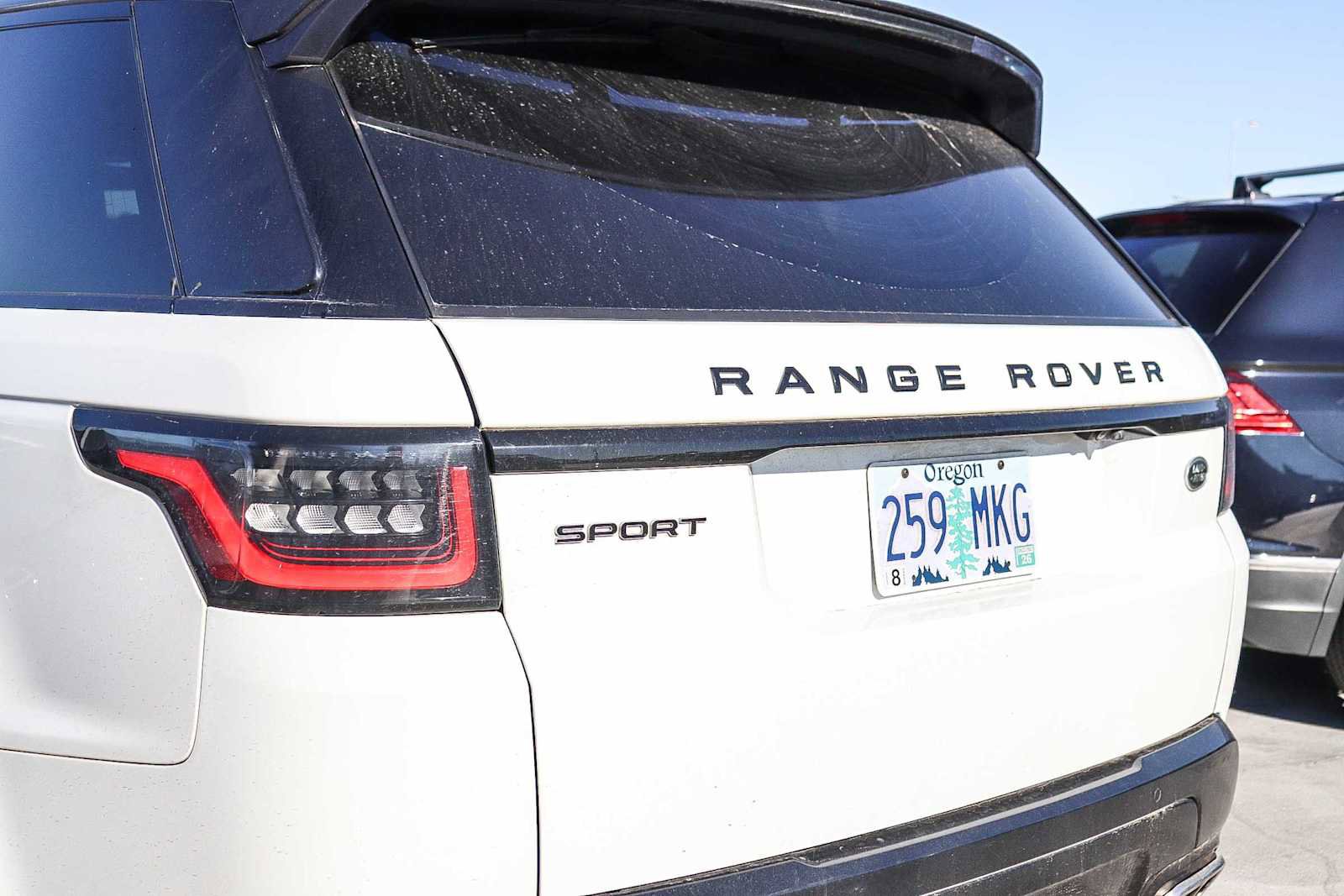 Used 2018 Land Rover Range Rover Sport HSE Dynamic image 9