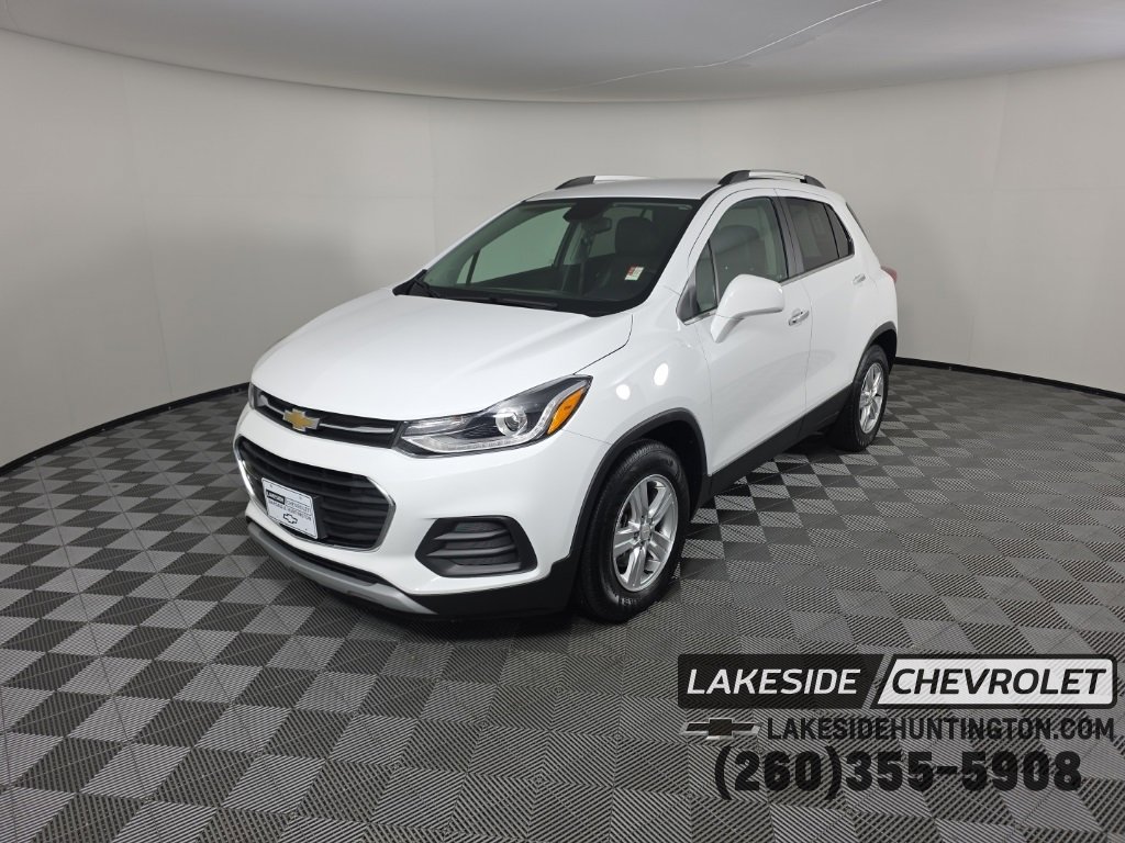 Used 2019 Chevrolet Trax LT w/ LT Convenience Package image 1