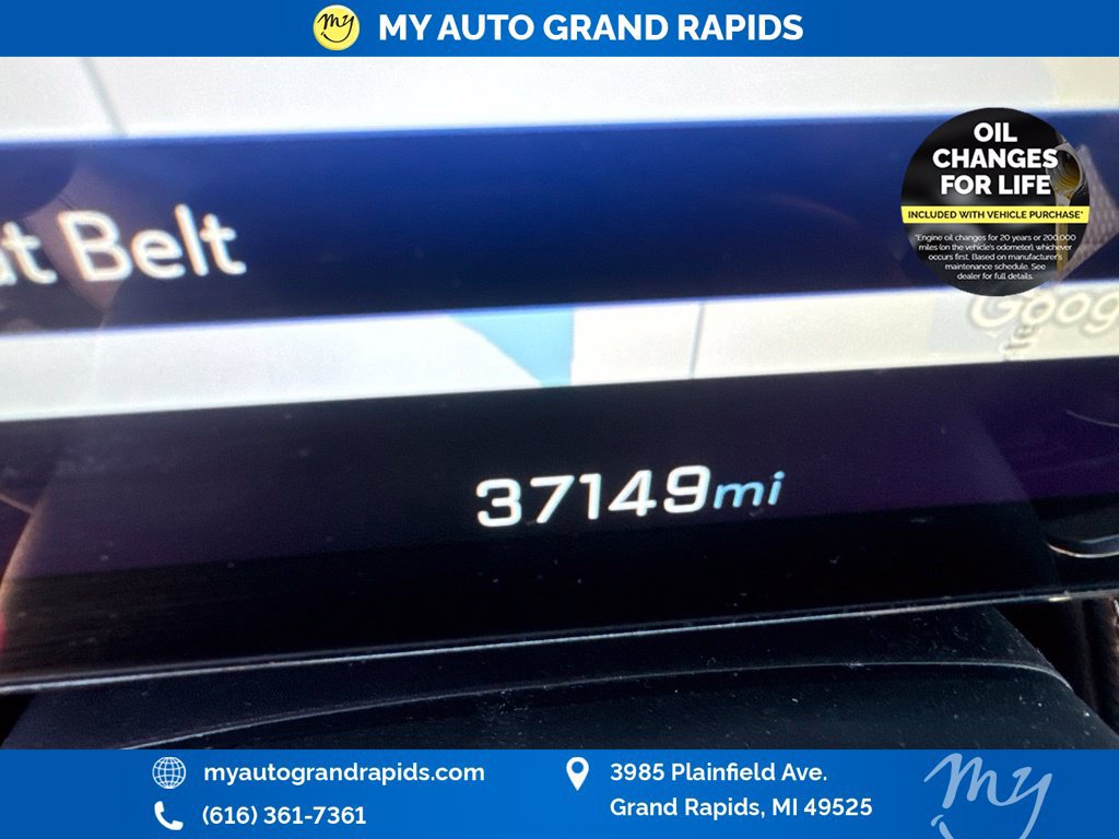 Used 2026 Chevrolet Equinox LT AWD/4WD image 19