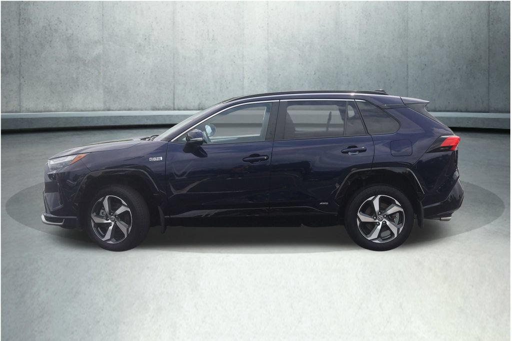 Used 2024 Toyota RAV4 SE AWD/4WD image 18