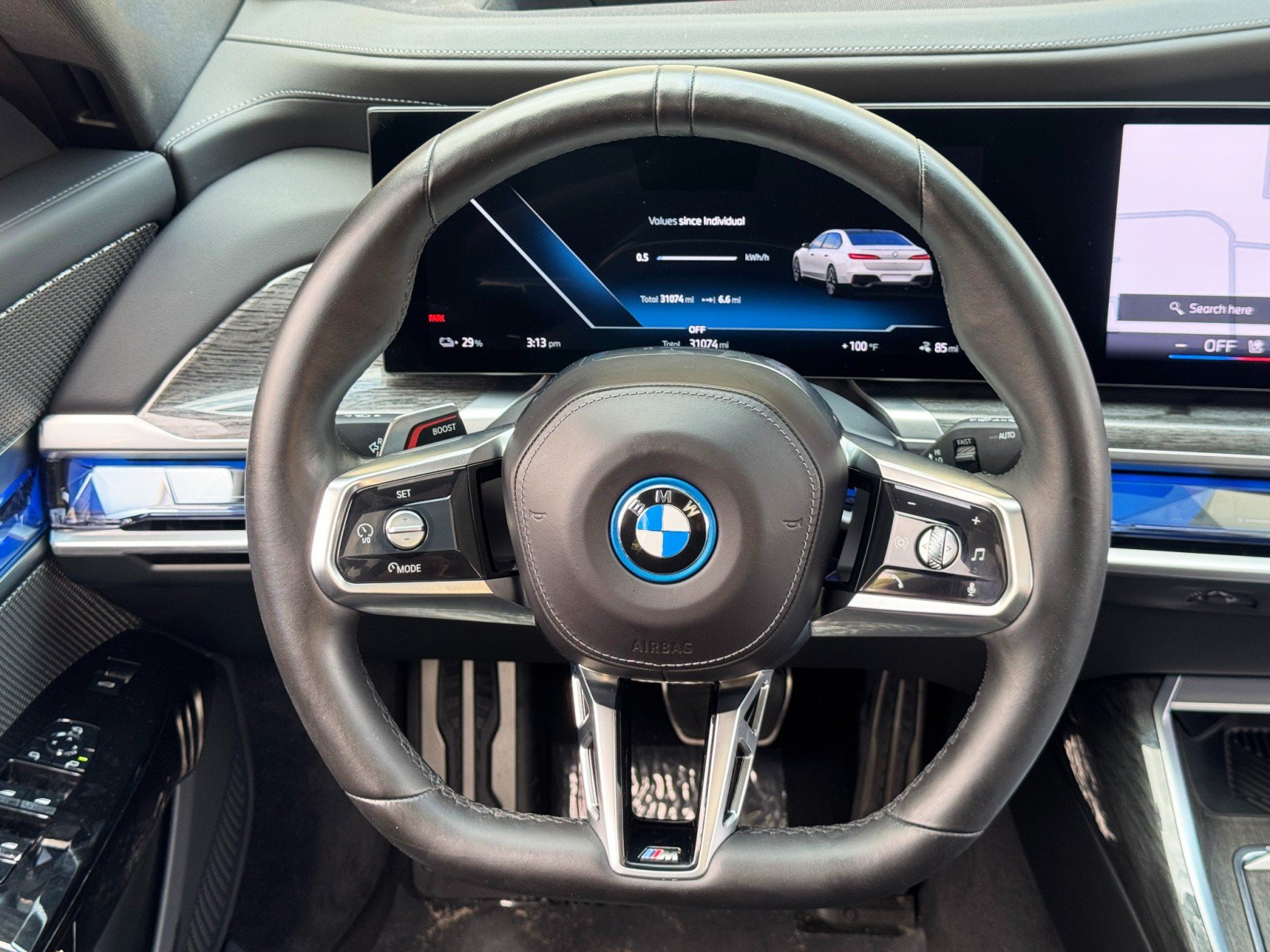 Used 2024 BMW i7 xDrive60 w/ Premium Package AWD/4WD image 21