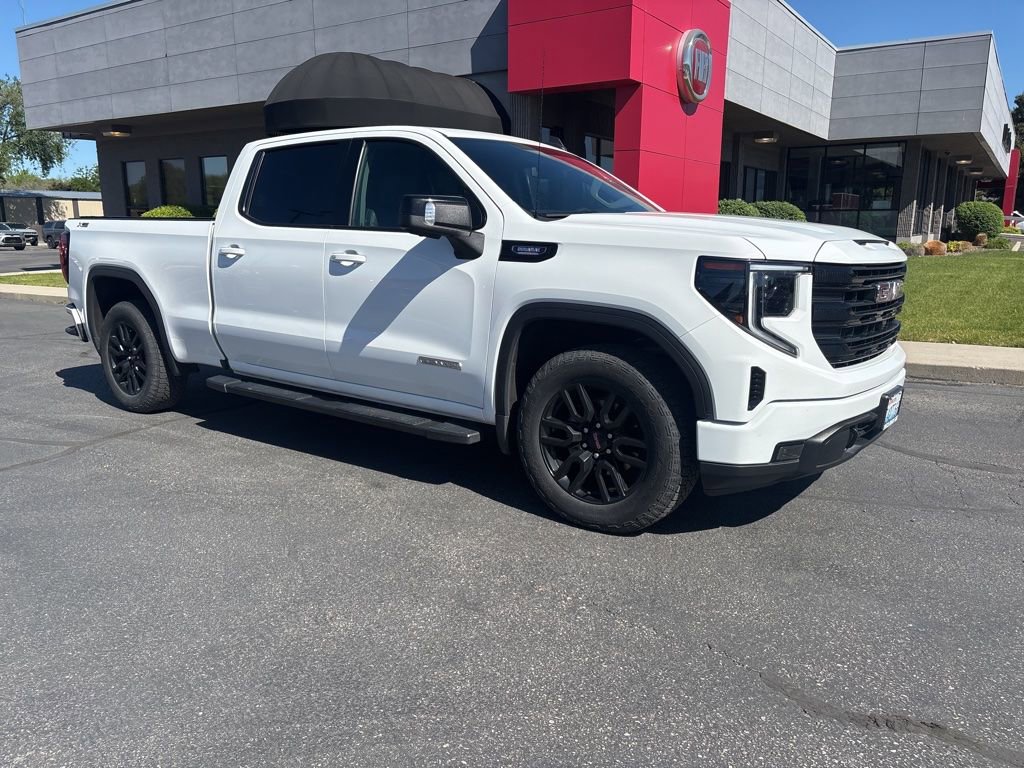 Used 2023 GMC Sierra 1500 Elevation w/ Elevation Premium Package AWD/4WD image 7