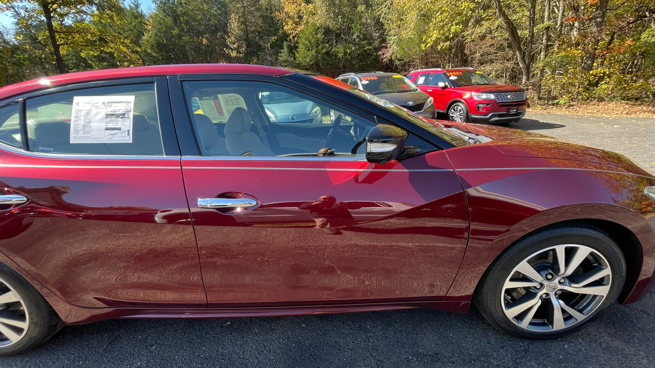 Used 2017 Nissan Maxima Platinum image 11