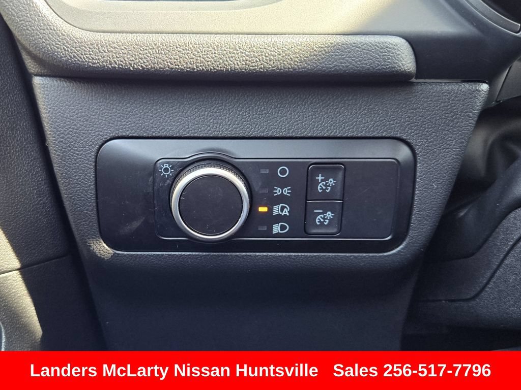 Used 2025 Ford Escape Active AWD/4WD image 26