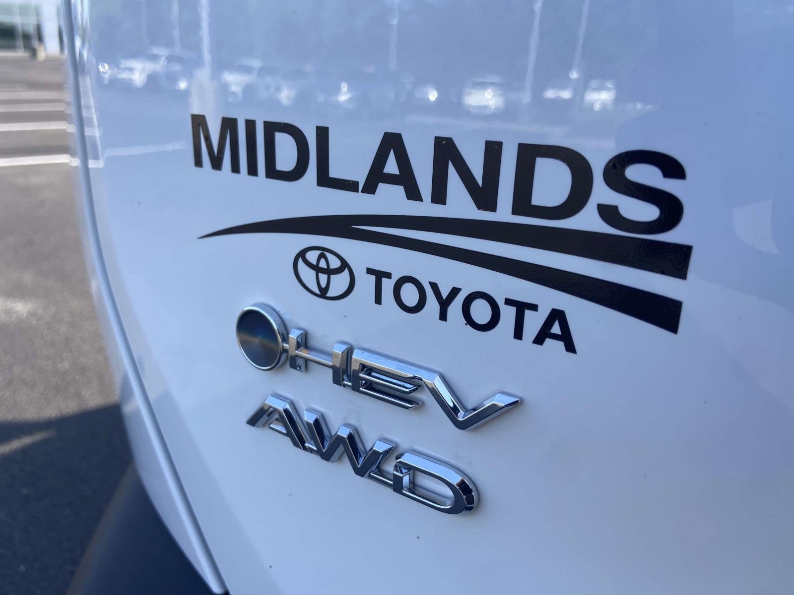 Used 2026 Toyota RAV4 LE AWD/4WD image 9