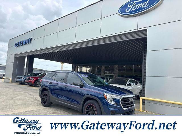 Used 2022 GMC Terrain SLE w/ Driver Convenience Package