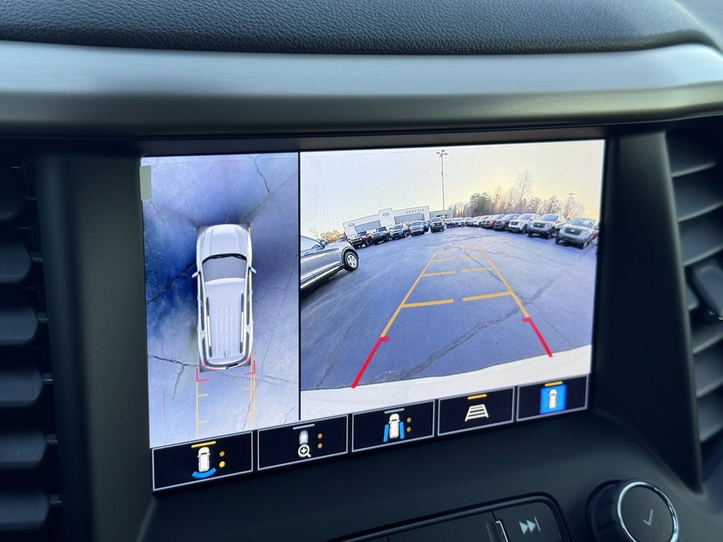 Used 2022 GMC Acadia Denali w/ Denali Technology Package image 11