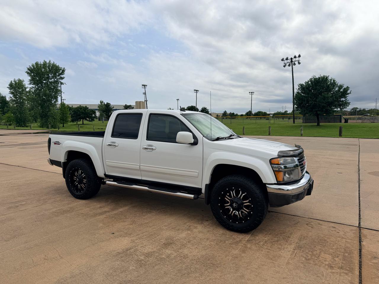 Used 2012 GMC Canyon SLE AWD/4WD image 26
