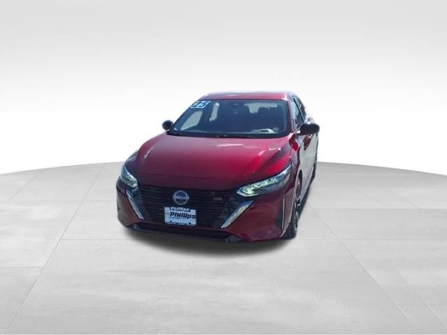 Used 2025 Nissan Sentra SR video 3
