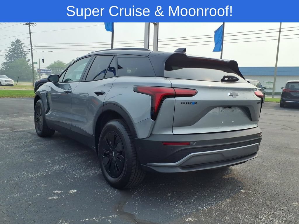 Used 2026 Chevrolet Blazer EV LT w/ Super Cruise Package AWD/4WD image 16