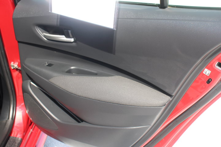 Used 2021 Toyota Corolla LE FWD image 15