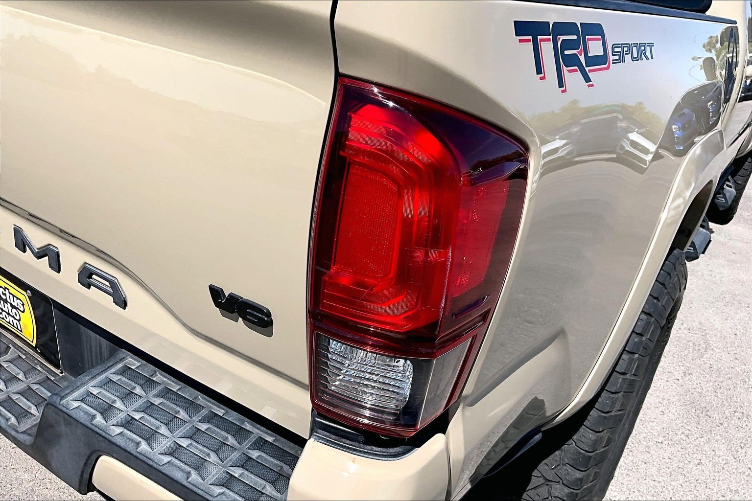 Used 2019 Toyota Tacoma TRD Sport RWD image 31