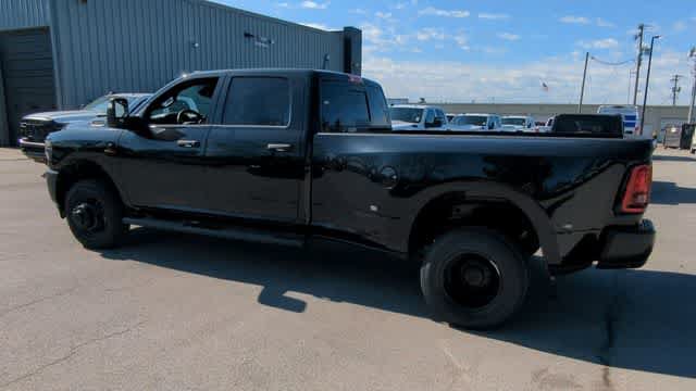 New 2026 RAM 3500 Tradesman AWD/4WD image 6