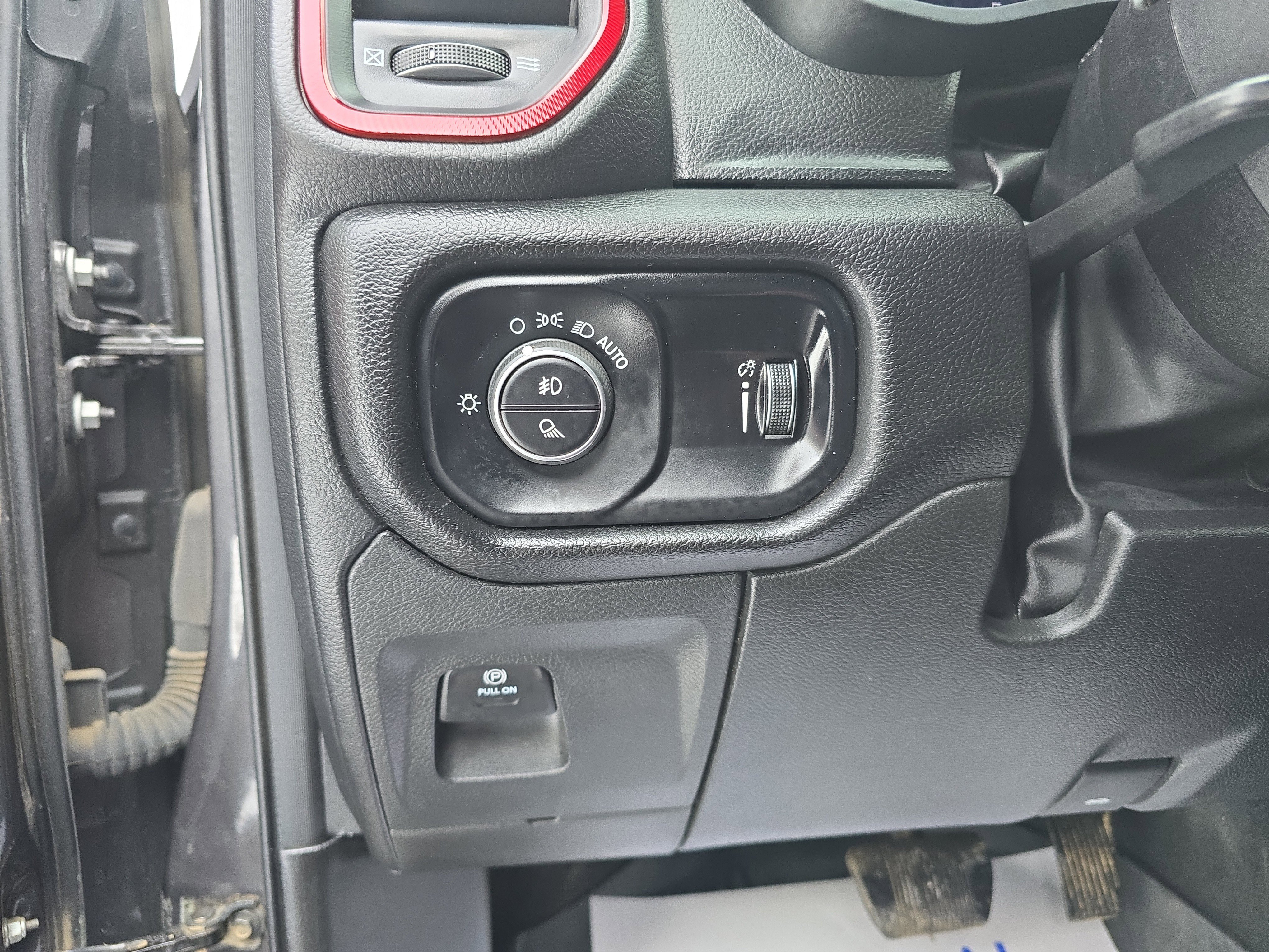 Used 2024 RAM 1500 Rebel image 21