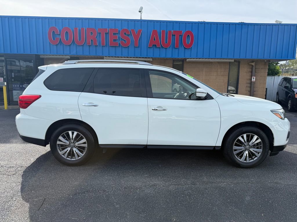 Used 2020 Nissan Pathfinder SL image 12