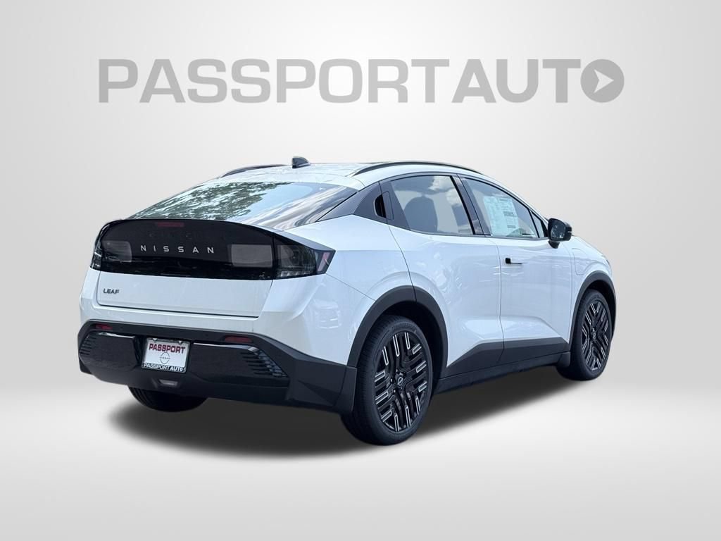 New 2026 Nissan Leaf Platinum+ w/ Cargo Package (Platinum+) FWD image 6