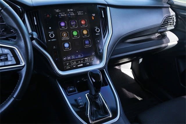 Used 2022 Subaru Outback Premium image 16