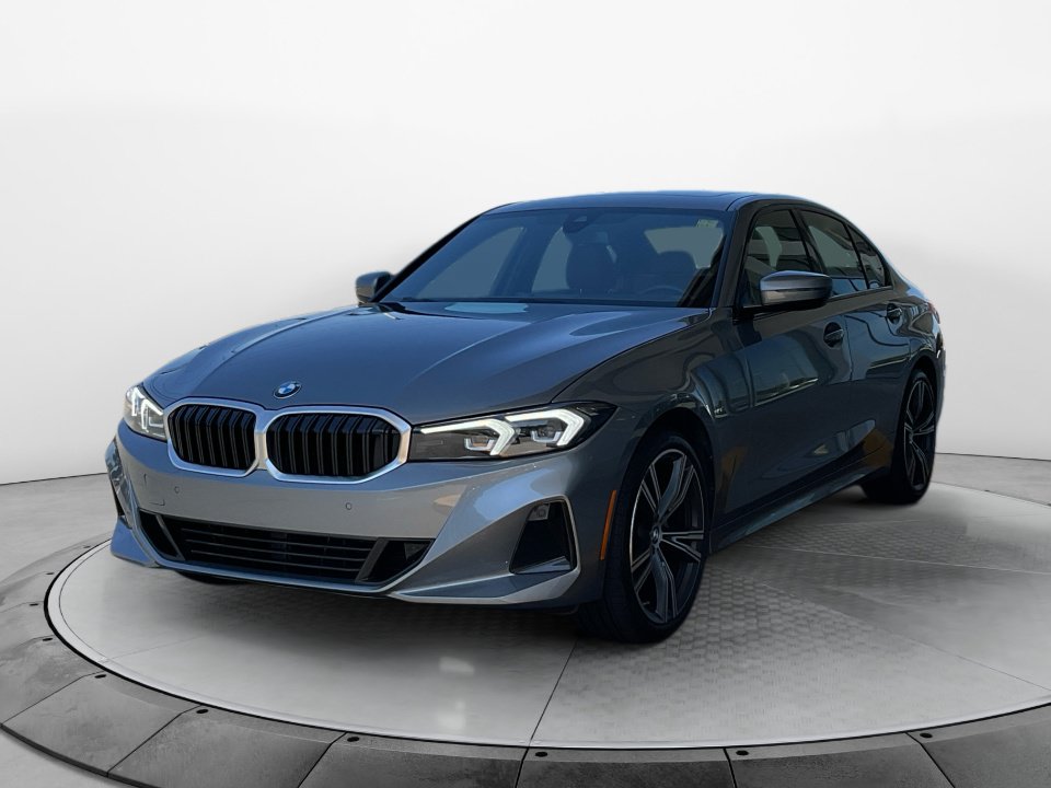 Used 2023 BMW 330i xDrive Sedan w/ Premium Package AWD/4WD image 3