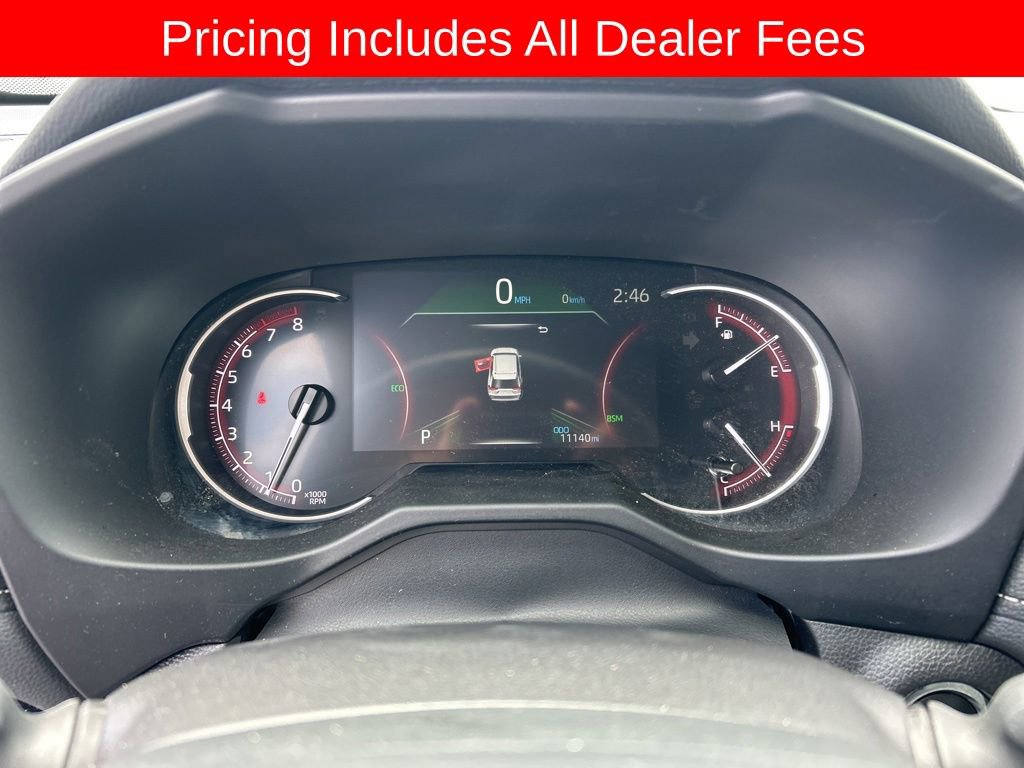 Used 2025 Toyota RAV4 XLE w/ Convenience Package FWD image 10