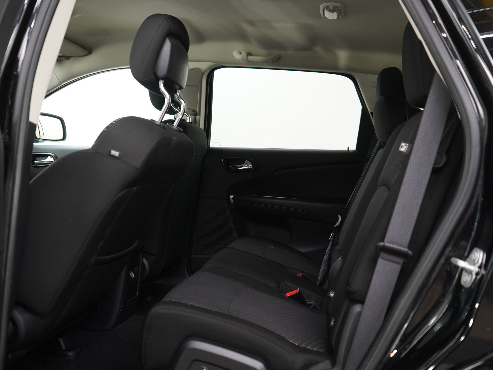 Used 2020 Dodge Journey SE FWD image 17