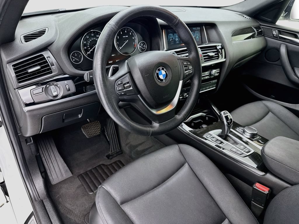 Used 2018 BMW X4 xDrive28i AWD/4WD image 9