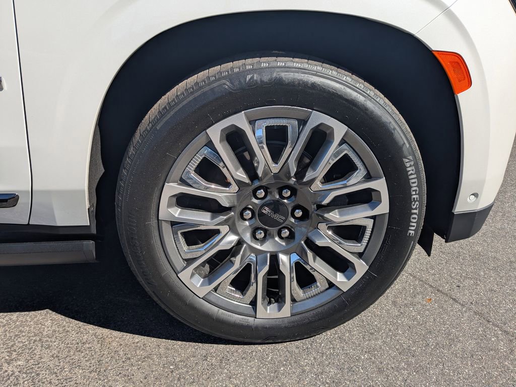 Used 2024 GMC Yukon Denali Ultimate image 25