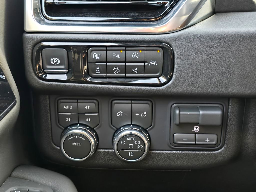 New 2026 GMC Yukon XL Elevation image 18