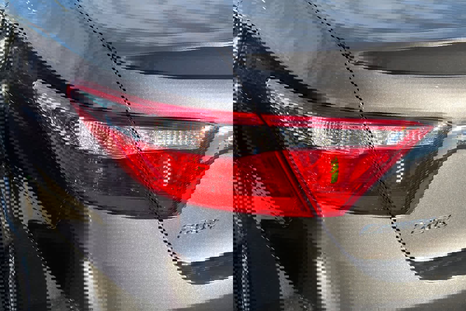 Used 2017 Toyota Camry SE w/ Moonroof Package image 20