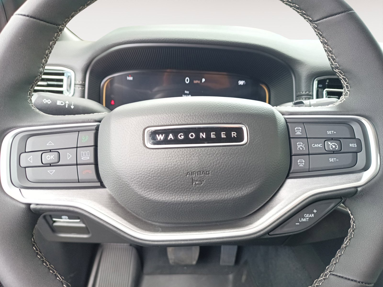 New 2025 Jeep Wagoneer 4WD w/ Convenience Group I image 13