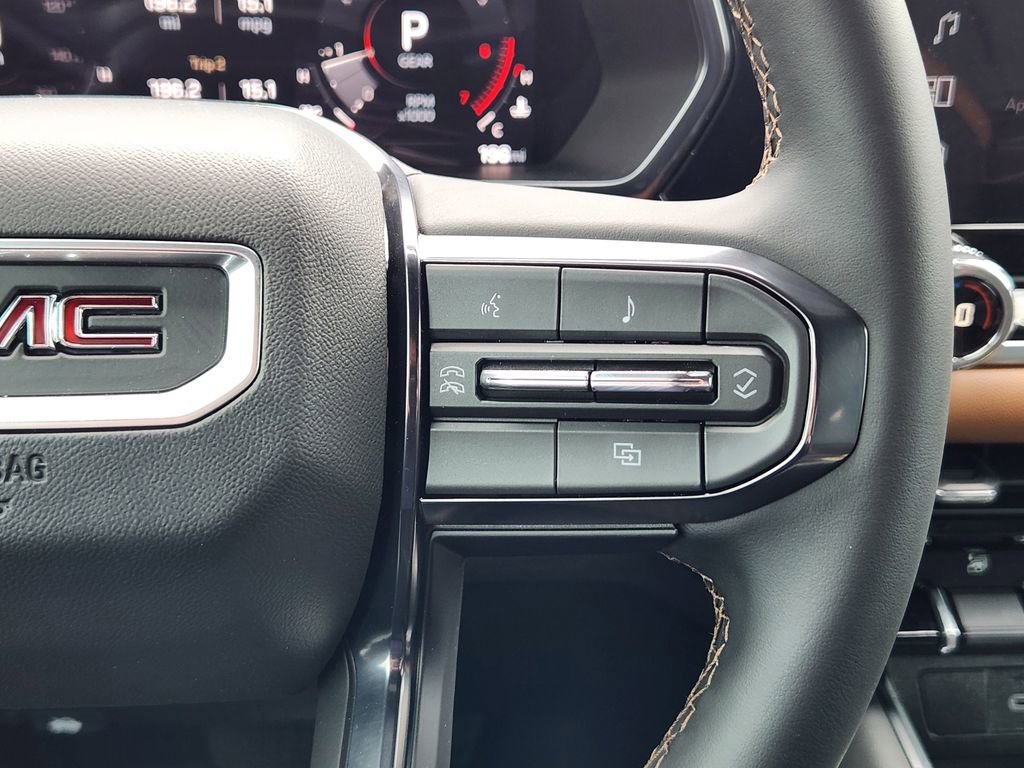 New 2026 GMC Canyon AT4 w/ Nightfall Essentials Package AWD/4WD image 16
