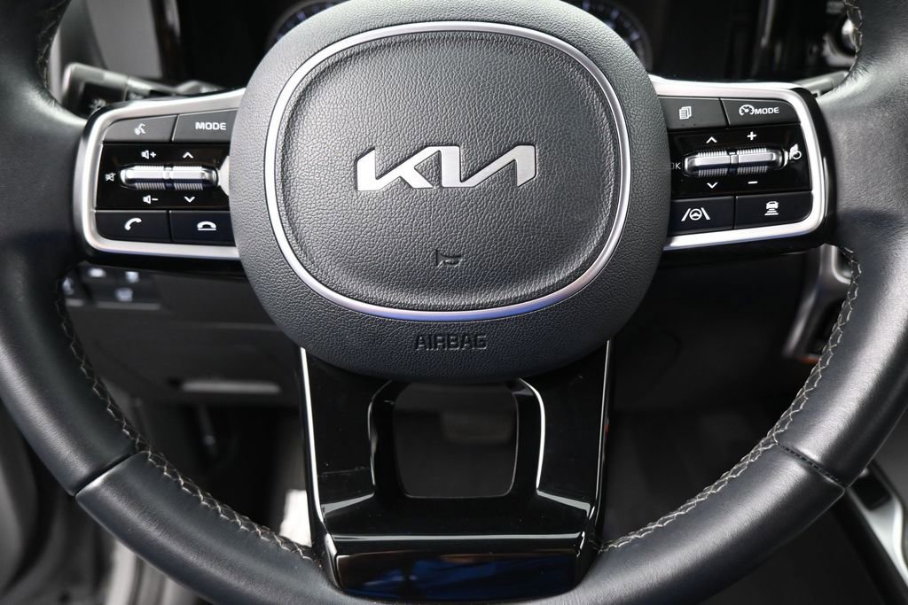 Used 2023 Kia Sorento EX FWD image 32