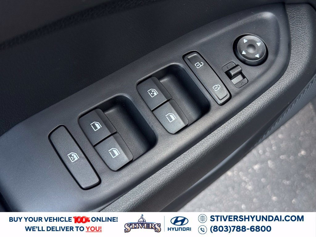 New 2026 Hyundai Venue SEL FWD image 24