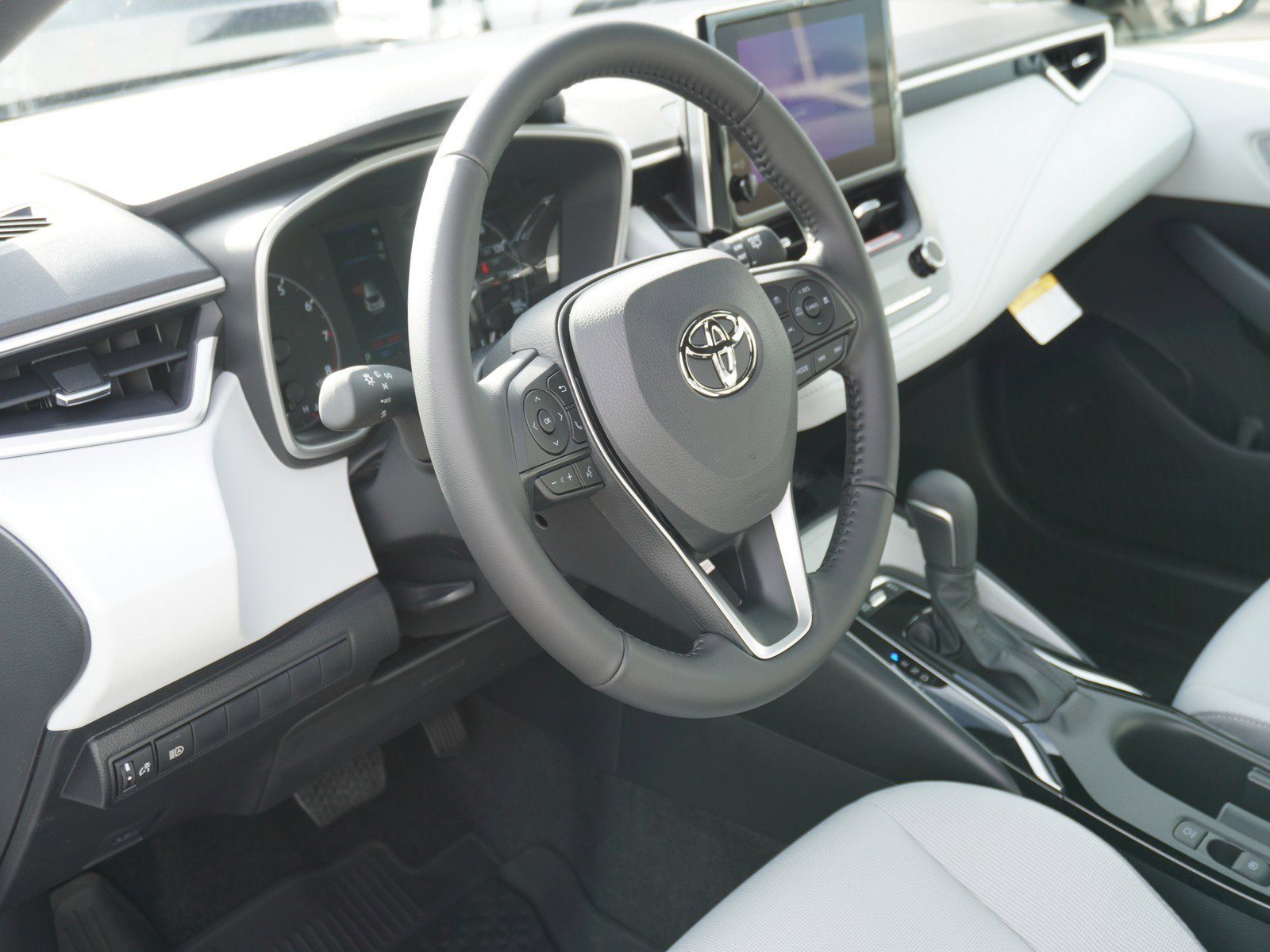 New 2026 Toyota Corolla SE image 18