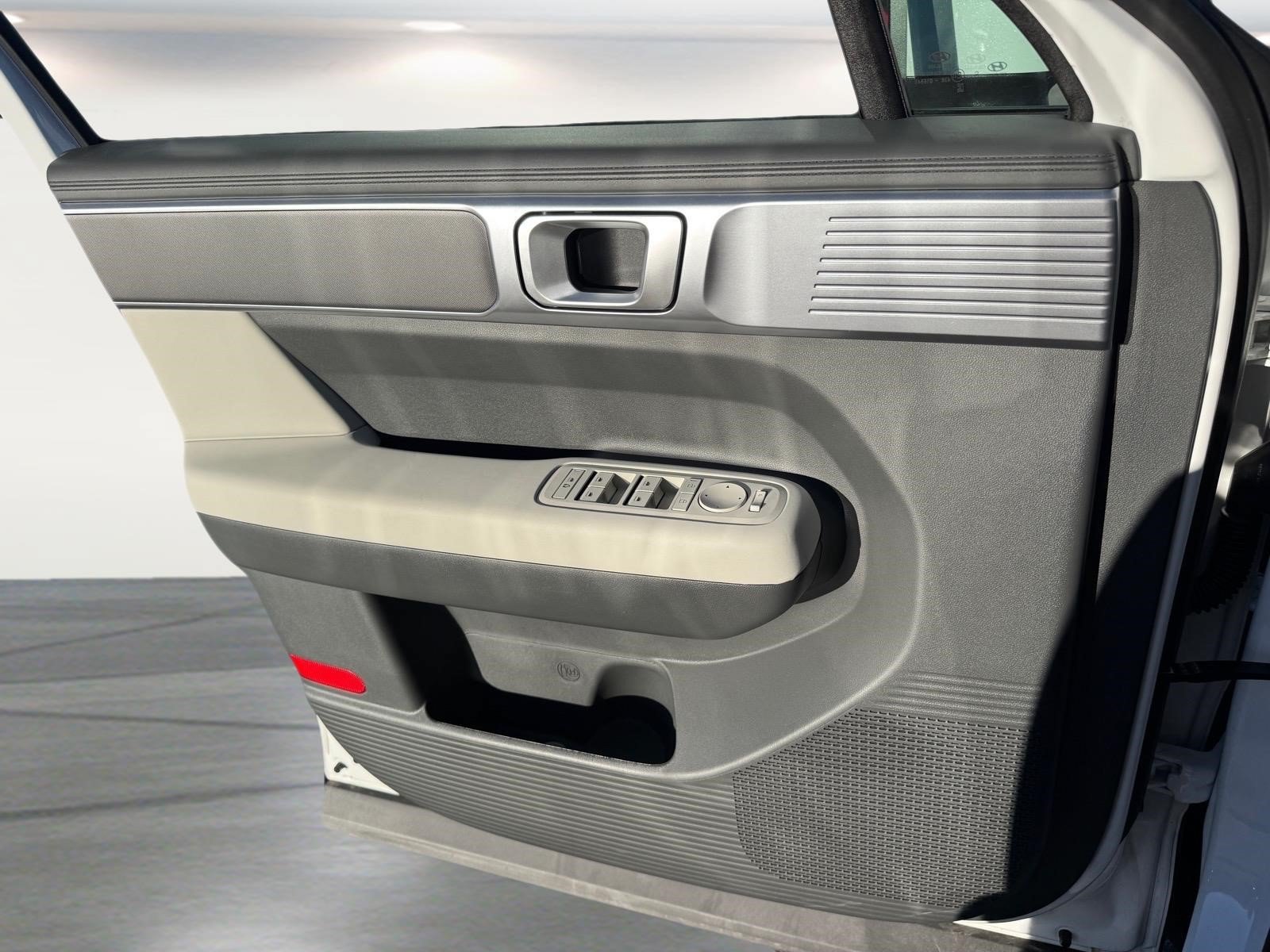 Certified 2026 Hyundai Santa Fe SE AWD/4WD image 21