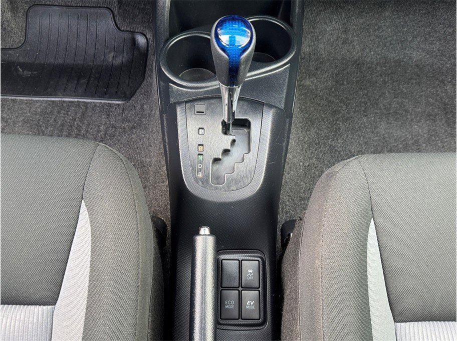 Used 2018 Toyota Prius C Three FWD image 12