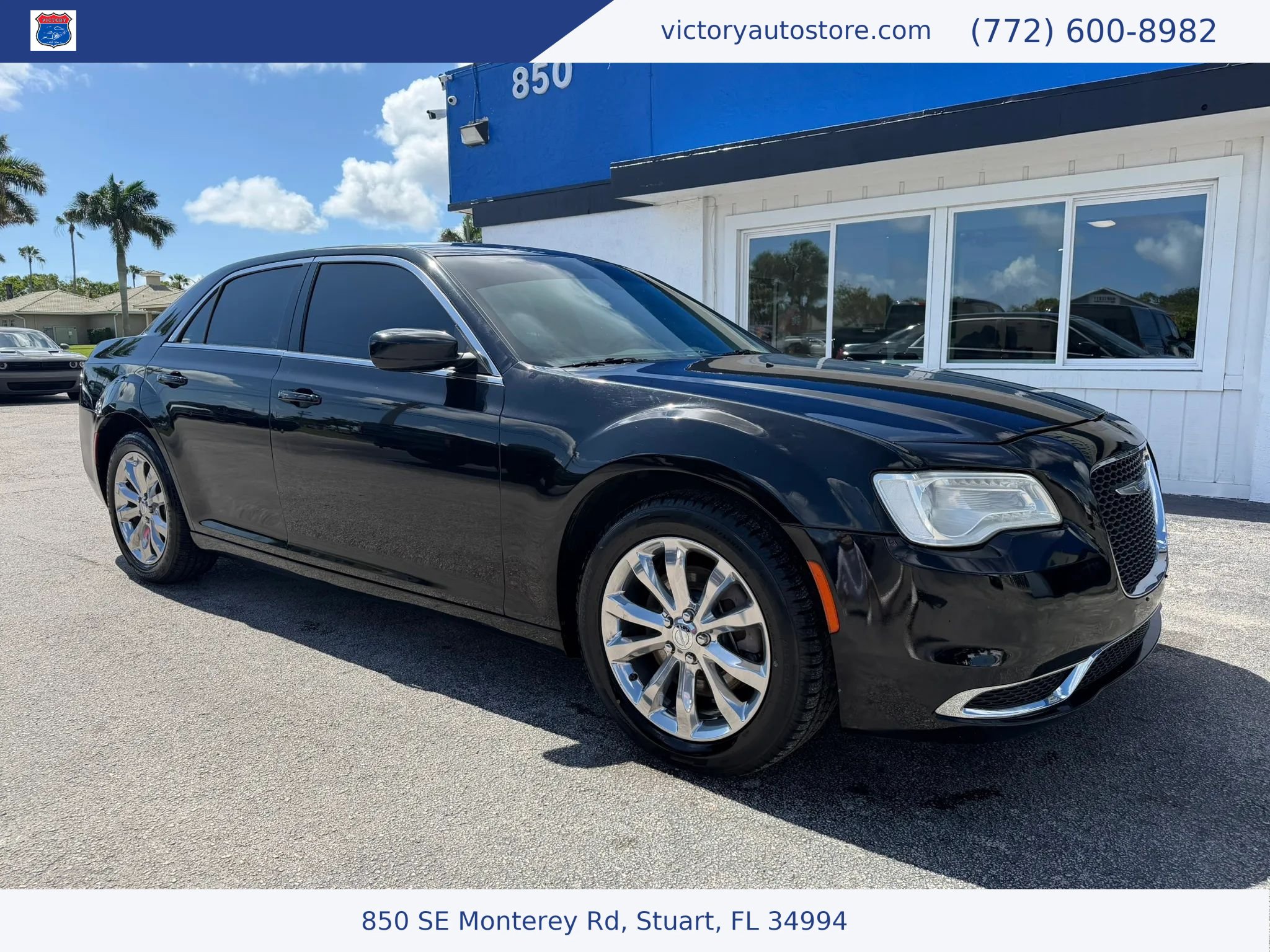 Used 2017 Chrysler 300 Limited AWD/4WD image 1