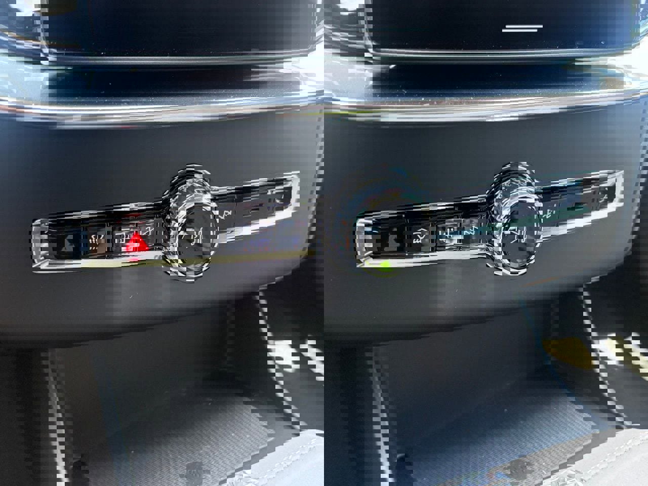 New 2026 Volvo XC90 B6 Ultra w/ Protection Package Premier image 15