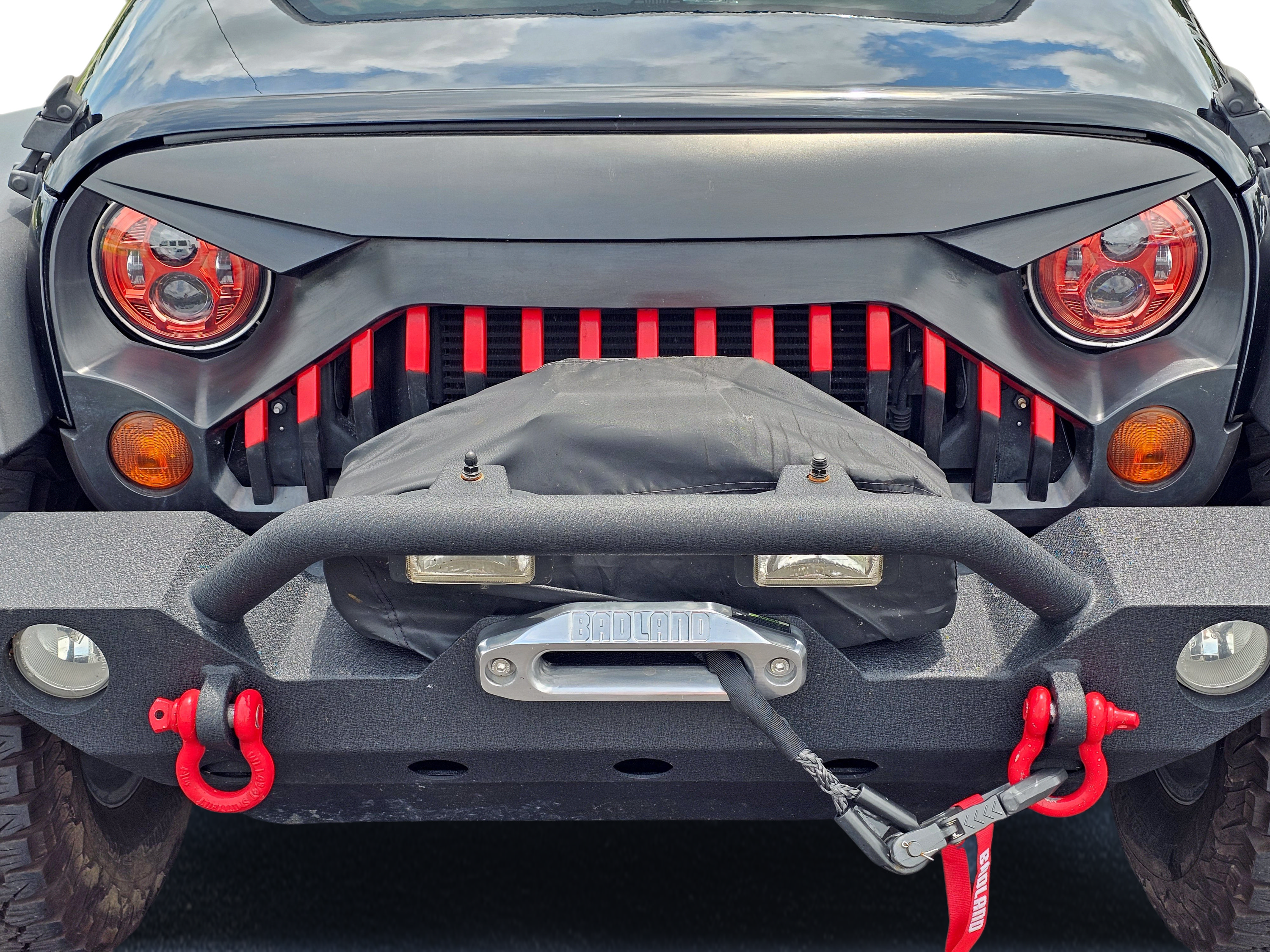 Used 2012 Jeep Wrangler Unlimited Sport AWD/4WD image 3