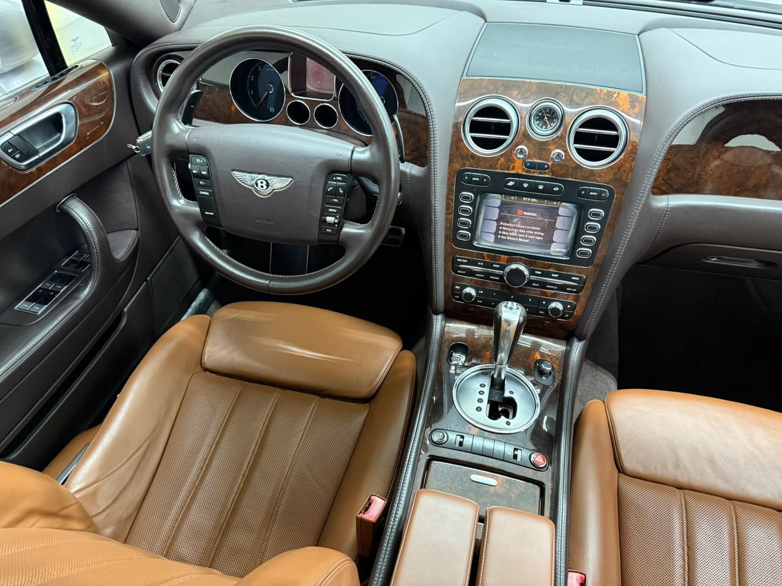 Used 2006 Bentley Flying Spur Flying Spur AWD/4WD image 17
