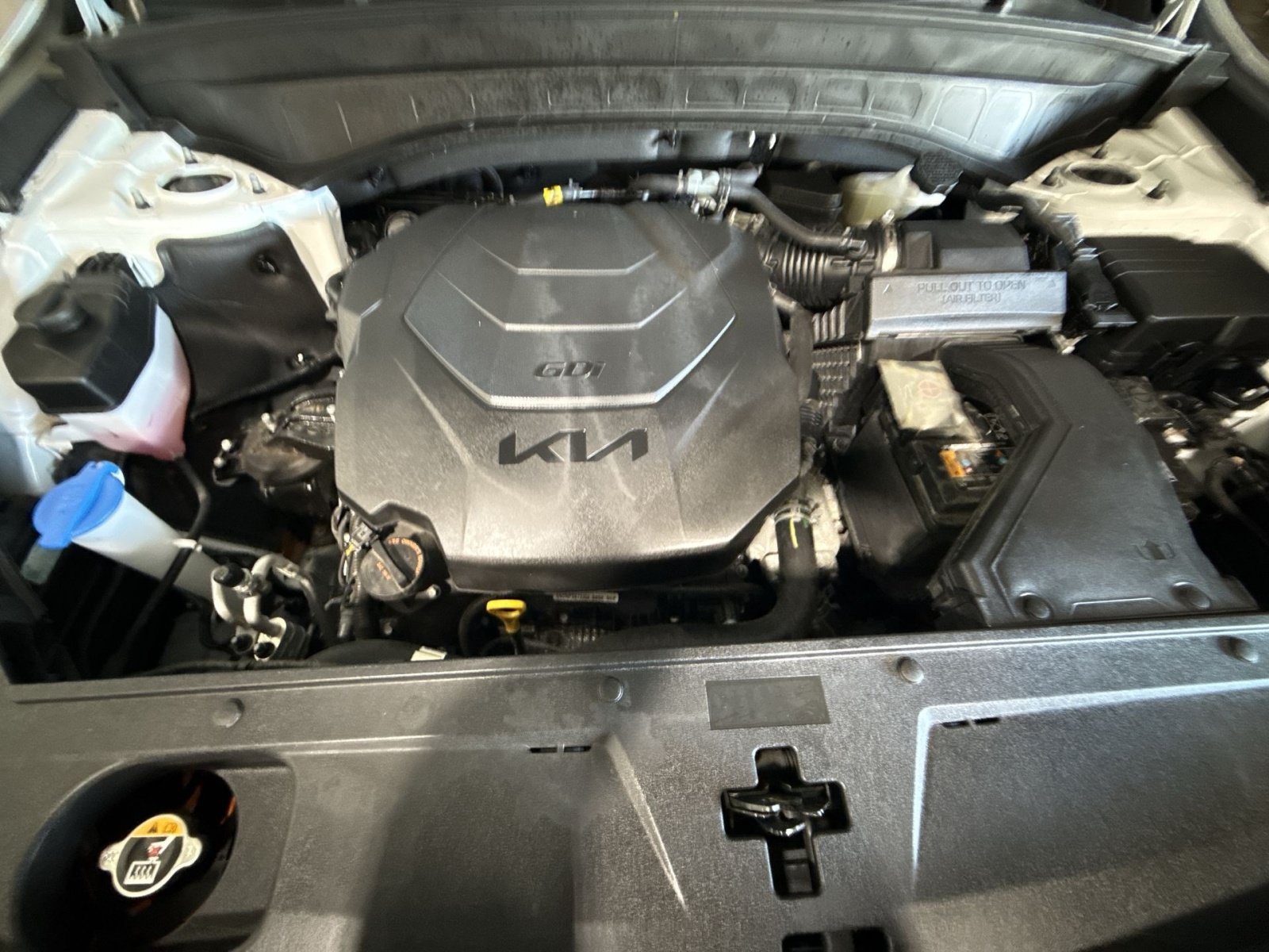 Used 2024 Kia Telluride SX w/ Towing Package FWD image 39