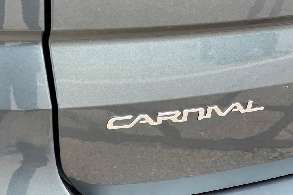Used 2024 Kia Carnival SX FWD image 28