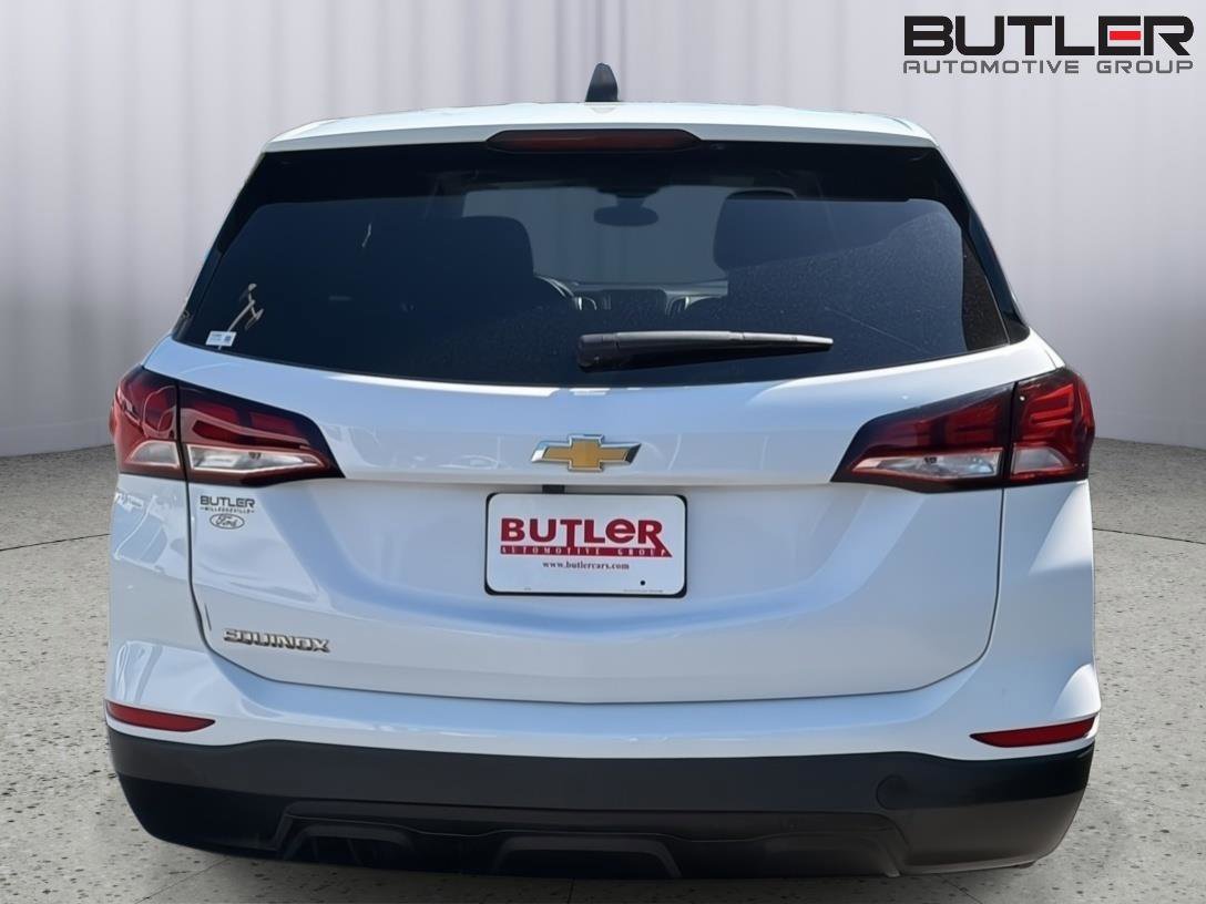 Used 2023 Chevrolet Equinox LS w/ LS Convenience Package FWD image 5