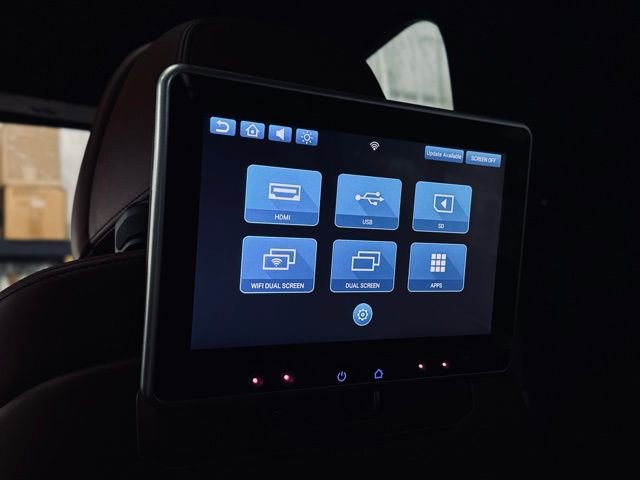 Certified 2025 BMW X7 M60i image 23