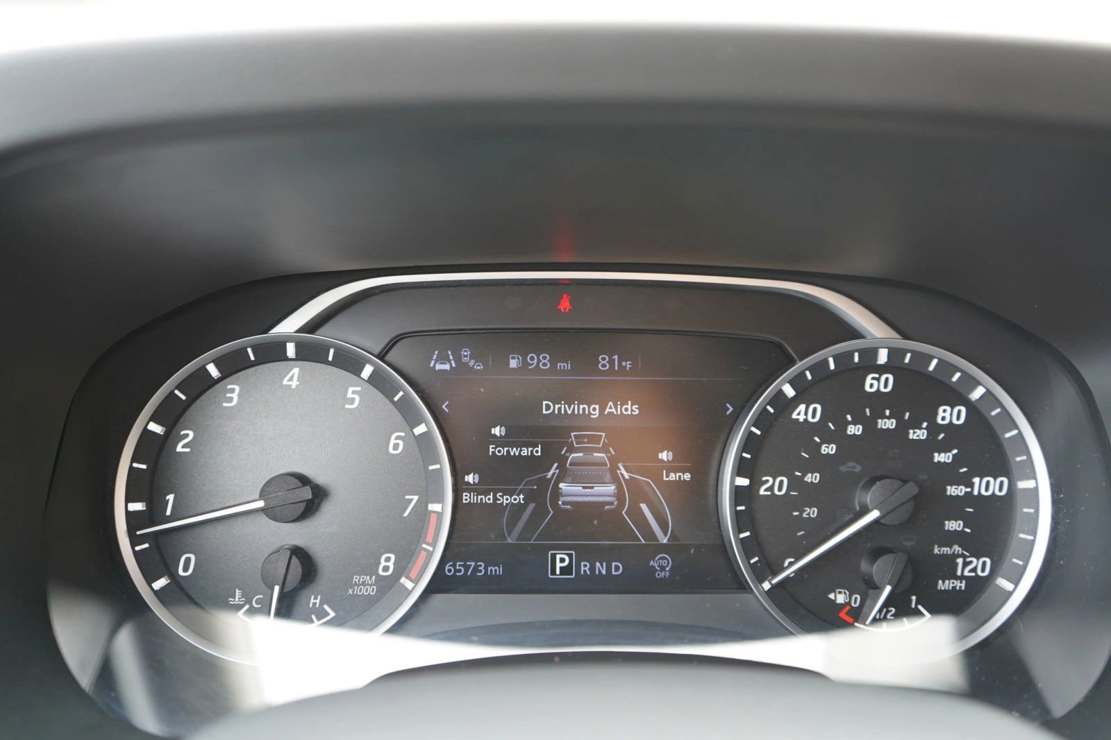 Used 2025 Nissan Frontier SV RWD image 10